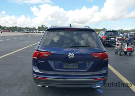 2021 Volkswagen Tiguan 2.0T Se/2.0T Se R-Line Black/2.0T Sel из США, поврежденный, VIN 3VV3B7AX7MM054055